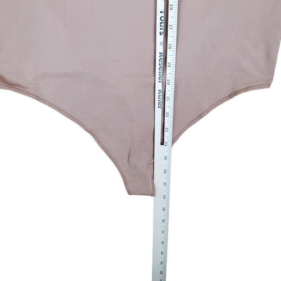 NEW SKIMS Soft Smoothing Thong Bodysuit Size 3X Sienna READ DESCRIPTION - Picture 15 of 15